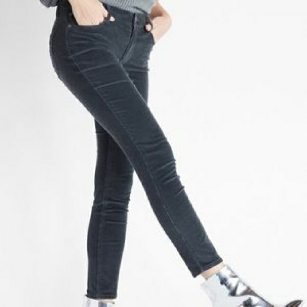 Mid ankle mid rise corduroy stretch jegging